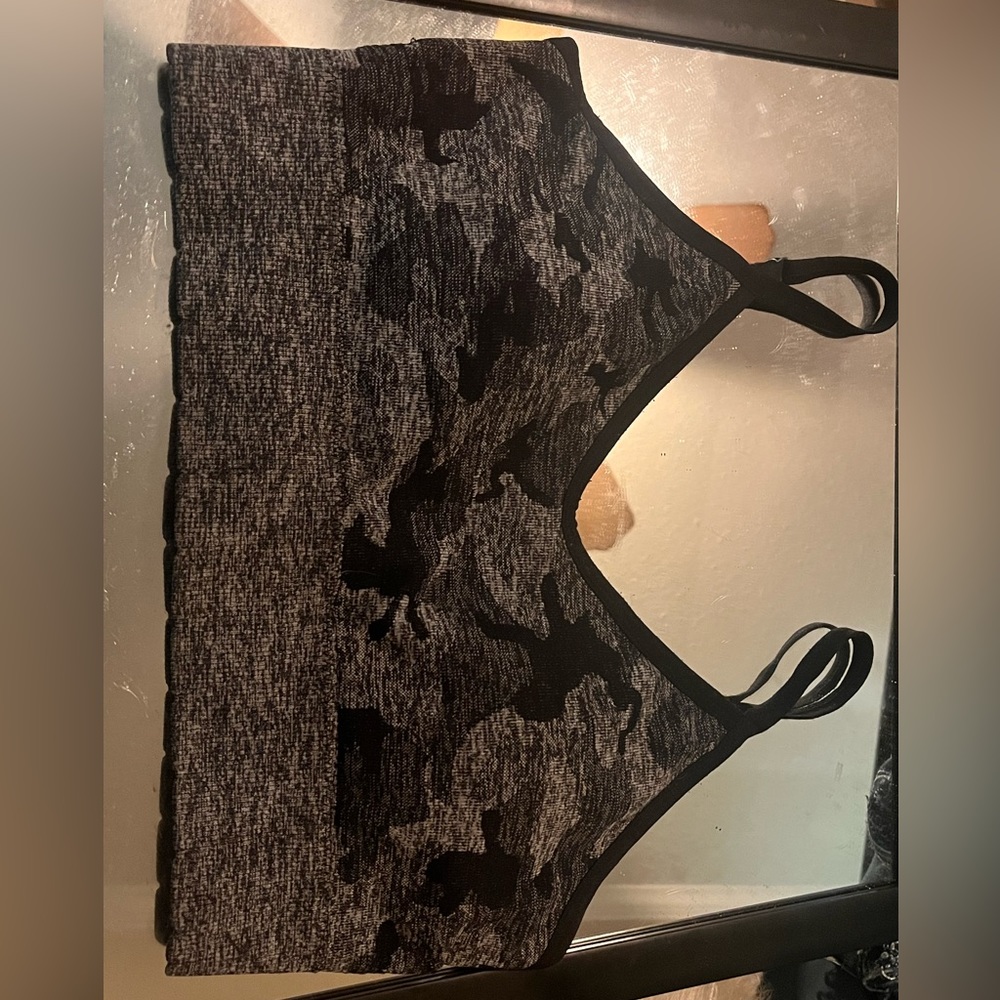 Grey camo sports bra with padding